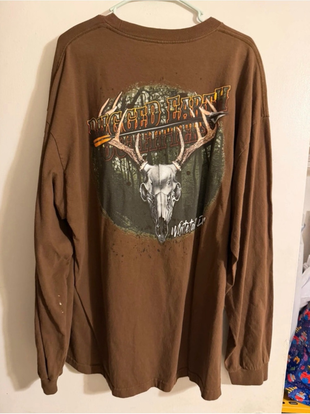 Rugged earth outfitters Long-Sleeve Graphic Tee - Men